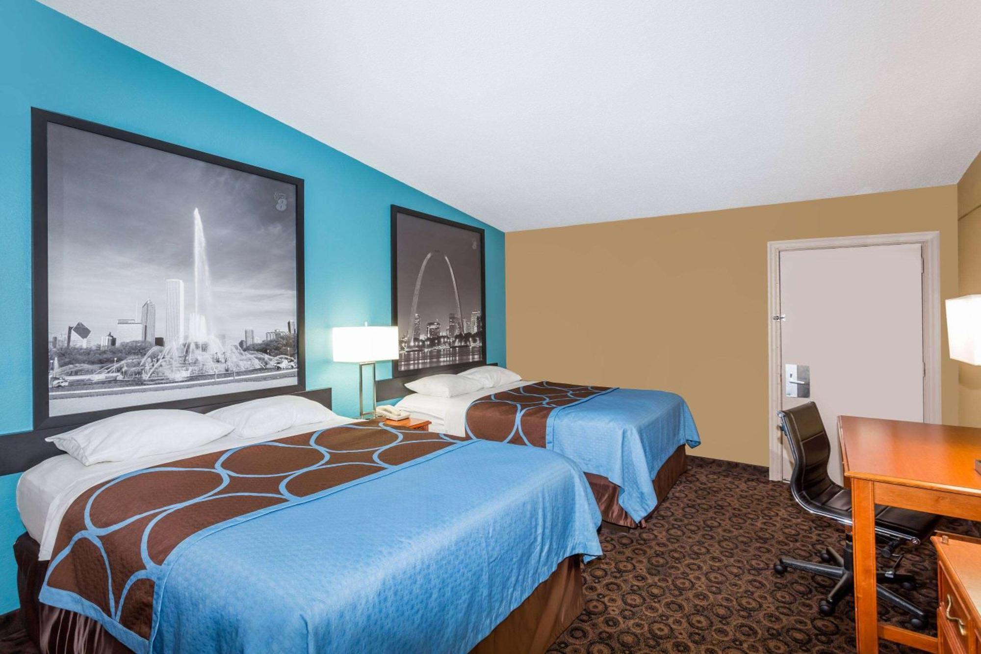 Super 8 by Wyndham Belleville St. Louis Area Eksteriør billede